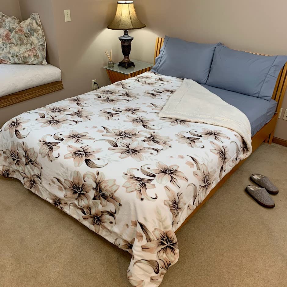 Sacred Thread Sherpa Fleece Blanket, Super Fuzzy, Soft and Cozy Queen Blanket, Plush Throw Blanket for Sofa, Couch and Bed, Reversible Winter Blanket, 25+ Designs Available