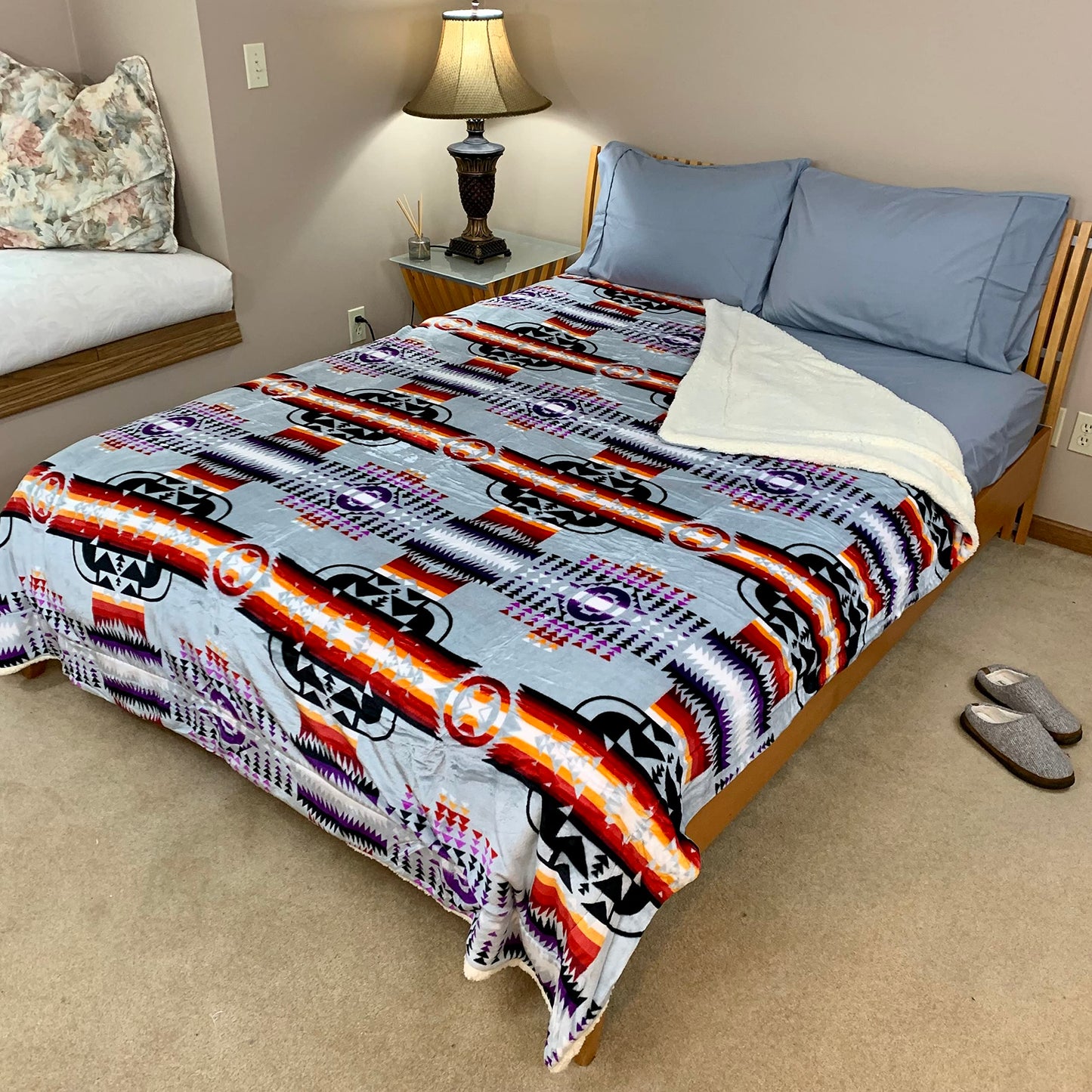 Sacred Thread Sherpa Fleece Blanket, Southwestern Aztec Queen Blanket, Native American Throw Blanket for Sofa & Bed, Choose from 10 Colors and 4 Sizes