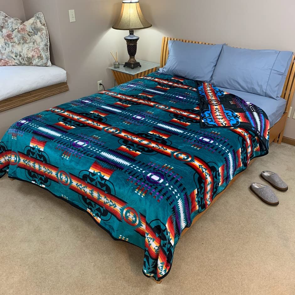 Sacred Thread Sherpa Fleece Blanket, Southwestern Aztec Queen Blanket, Native American Throw Blanket for Sofa & Bed, Choose from 10 Colors and 4 Sizes
