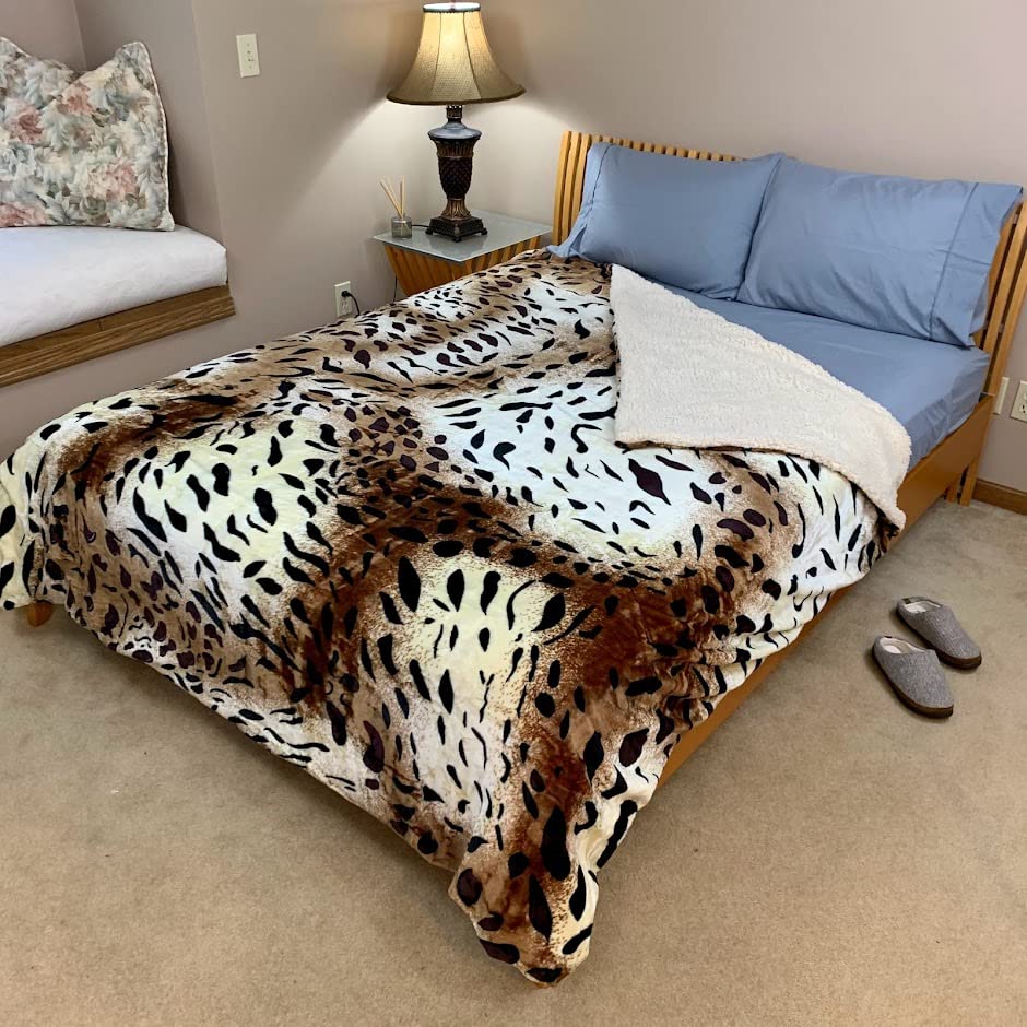 Sacred Thread Sherpa Fleece Blanket, Super Fuzzy, Soft and Cozy Queen Blanket, Plush Throw Blanket for Sofa, Couch and Bed, Reversible Winter Blanket, 25+ Designs Available